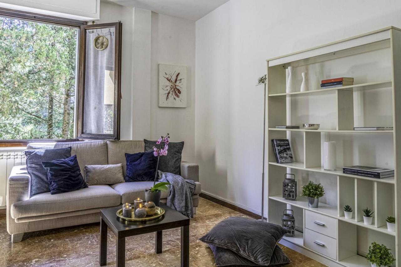 Cozy Roman Apartment With Parking Флоренція Екстер'єр фото